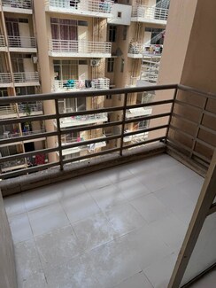 2 BHK Apartment For Sale in Breez Global Heights