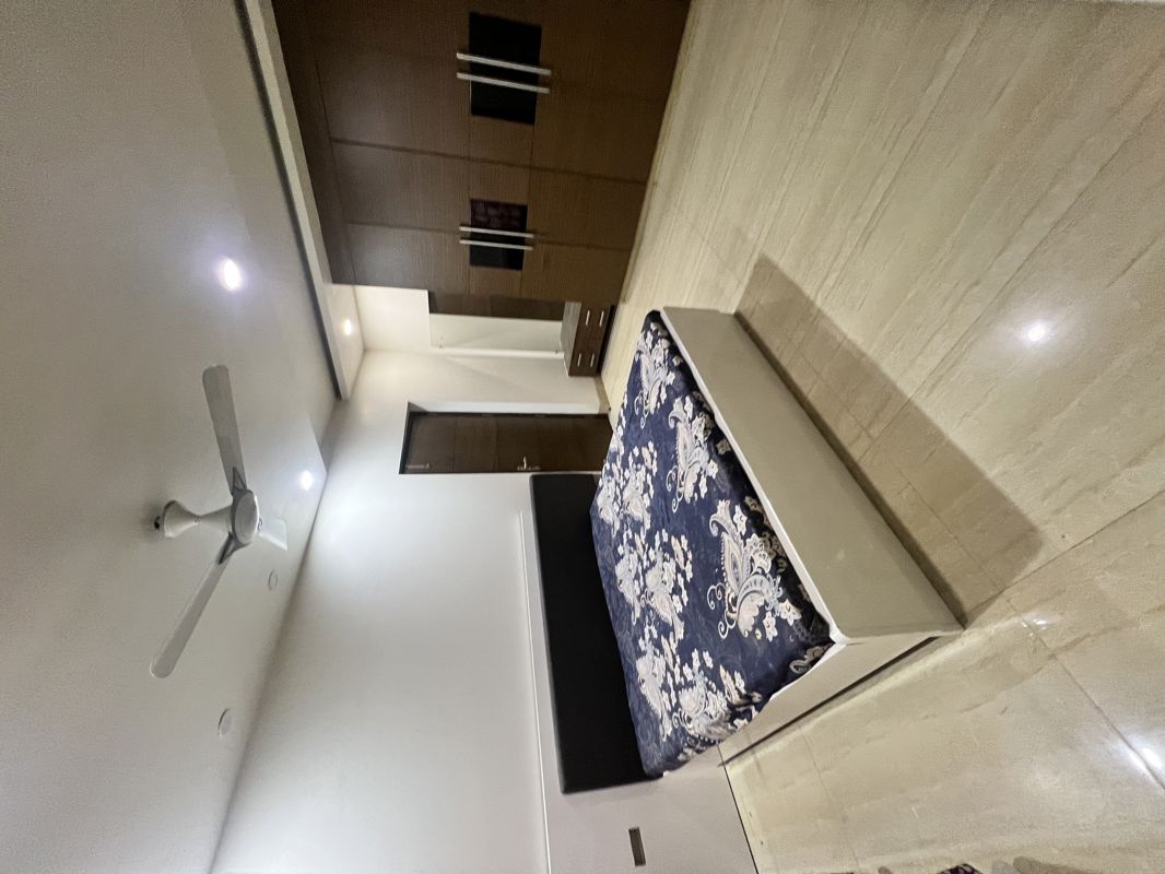 3 BHK Builder Floor For Rent in Naraina