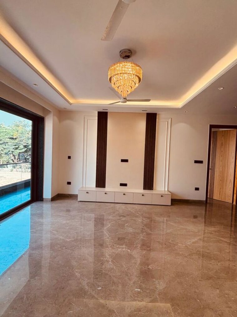 undefined, emaar-emerald-floors 3 Bedroom 263 Sq.Yd. Builder Floor In Sector 65 Gurgaon 10361663