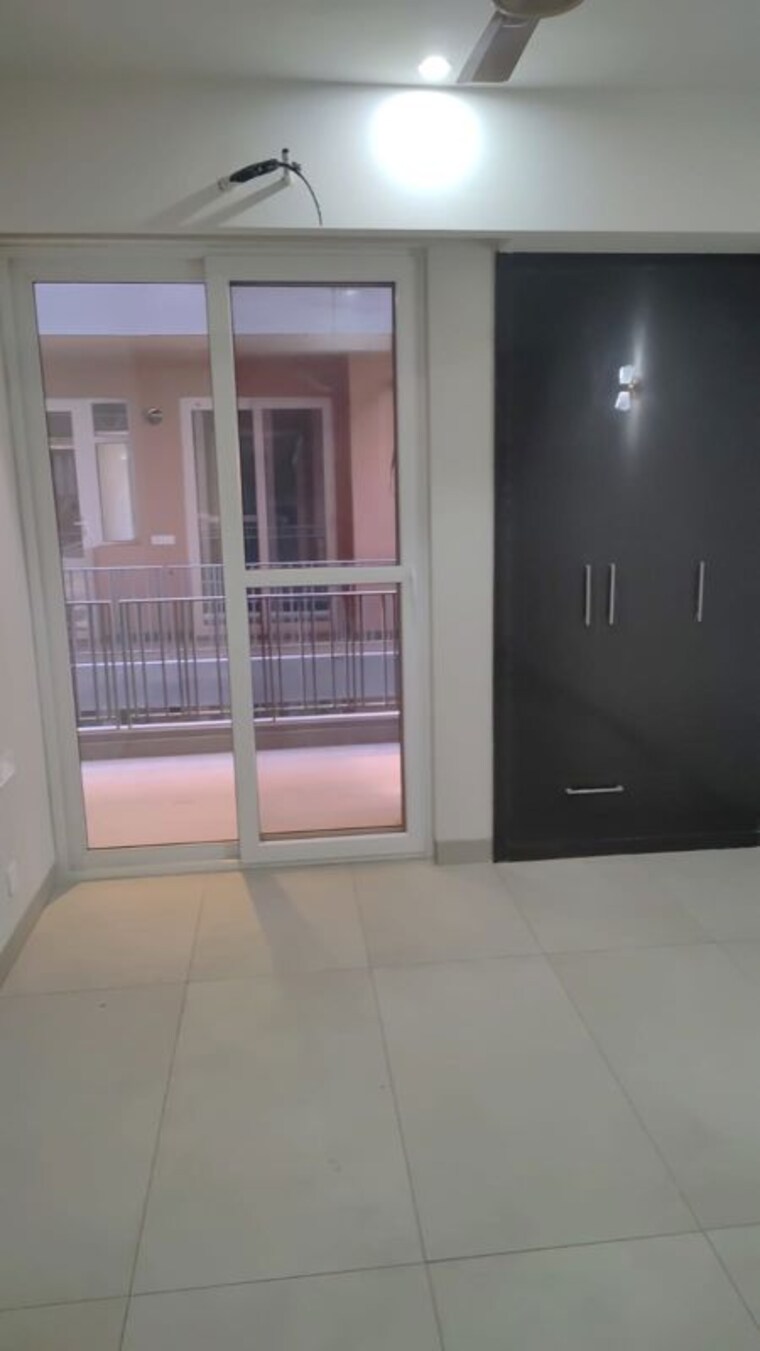 Room, sav-gulnaar-meadows 3 Bedroom 1800 Sq.Ft. Apartment In Ambala Highway Zirakpur 10361700