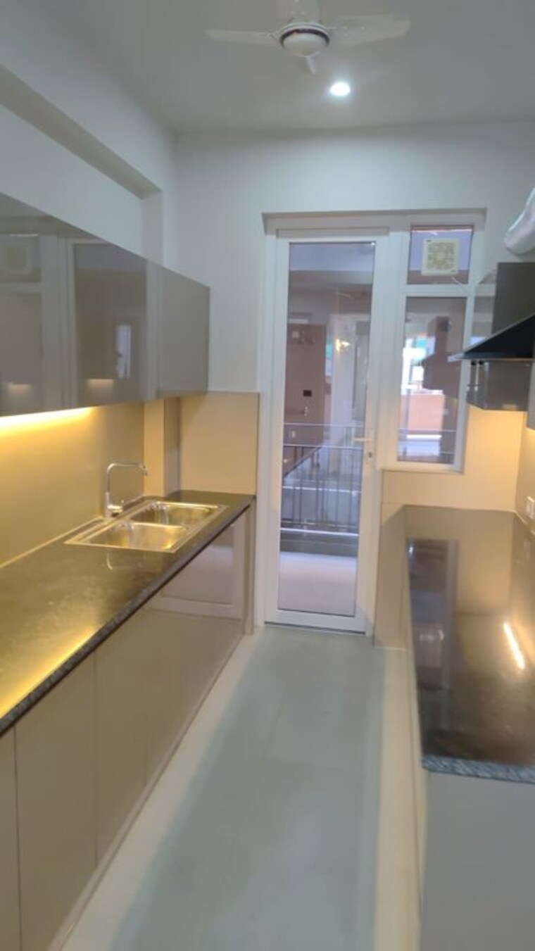 Kitchen, sav-gulnaar-meadows 3 Bedroom 1800 Sq.Ft. Apartment In Ambala Highway Zirakpur 10361700
