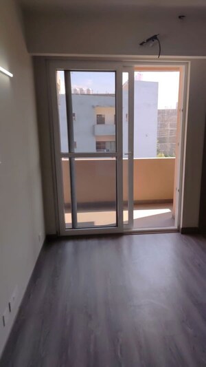 Room in 3 BHK Apartment at SAV Gulnaar Meadows, Ambala Highway – for Rent
