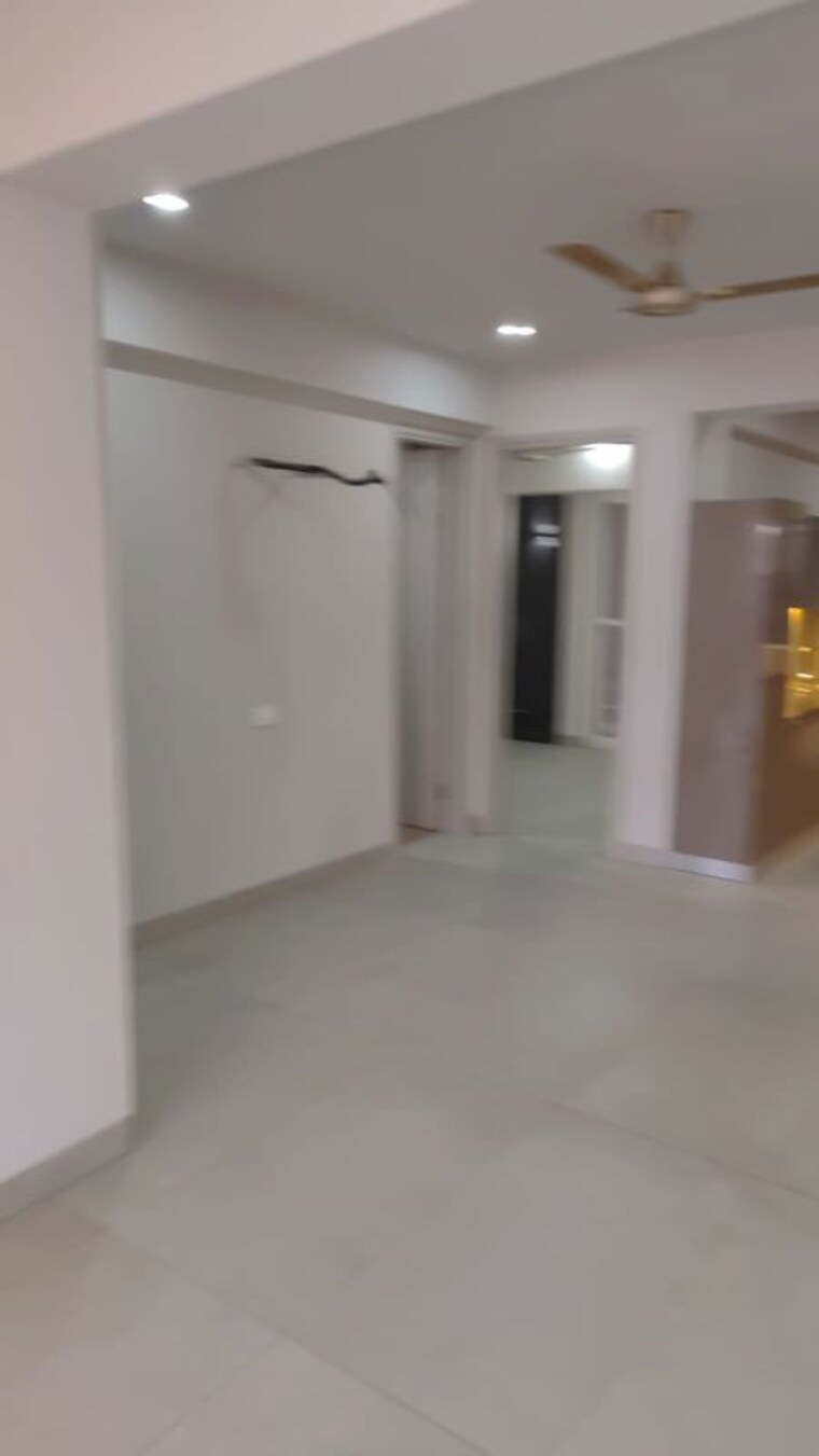 Room, sav-gulnaar-meadows 3 Bedroom 1800 Sq.Ft. Apartment In Ambala Highway Zirakpur 10361700