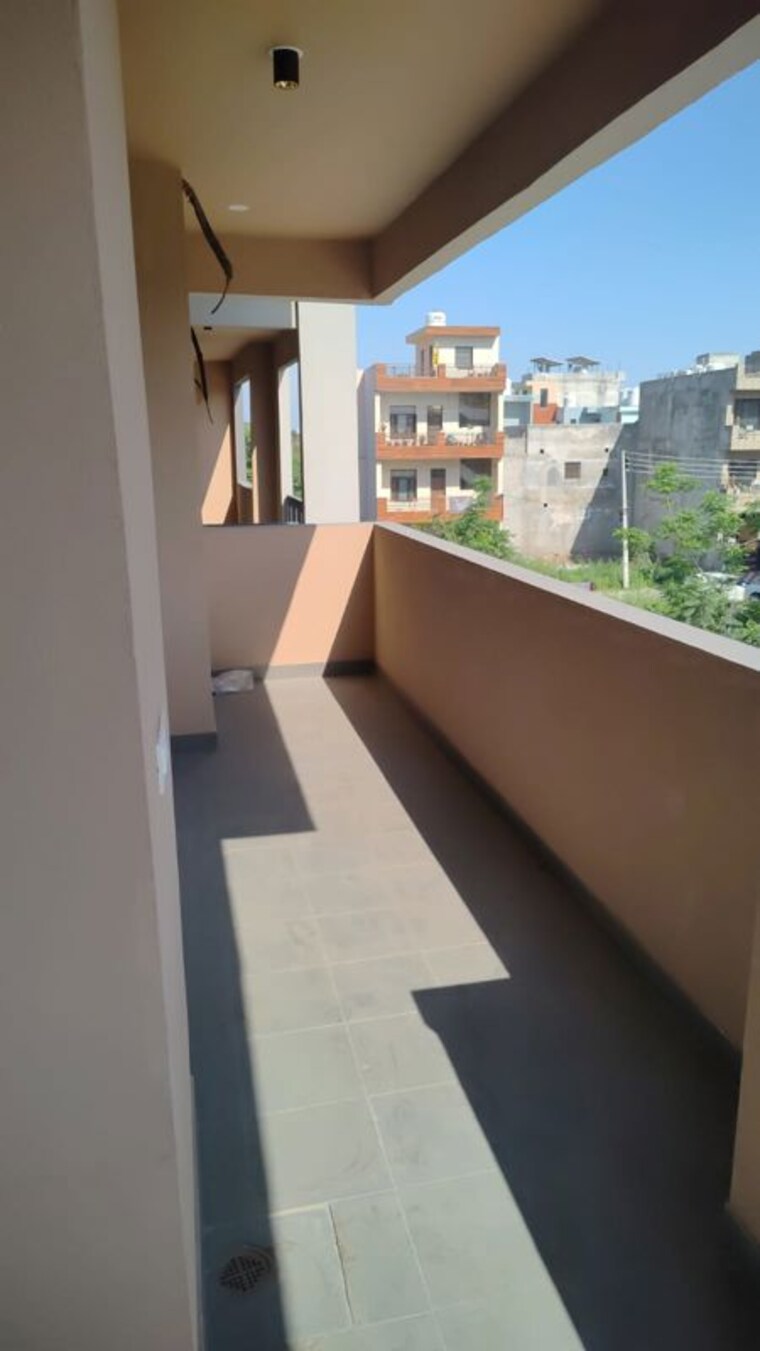Balcony, sav-gulnaar-meadows 3 Bedroom 1800 Sq.Ft. Apartment In Ambala Highway Zirakpur 10361700