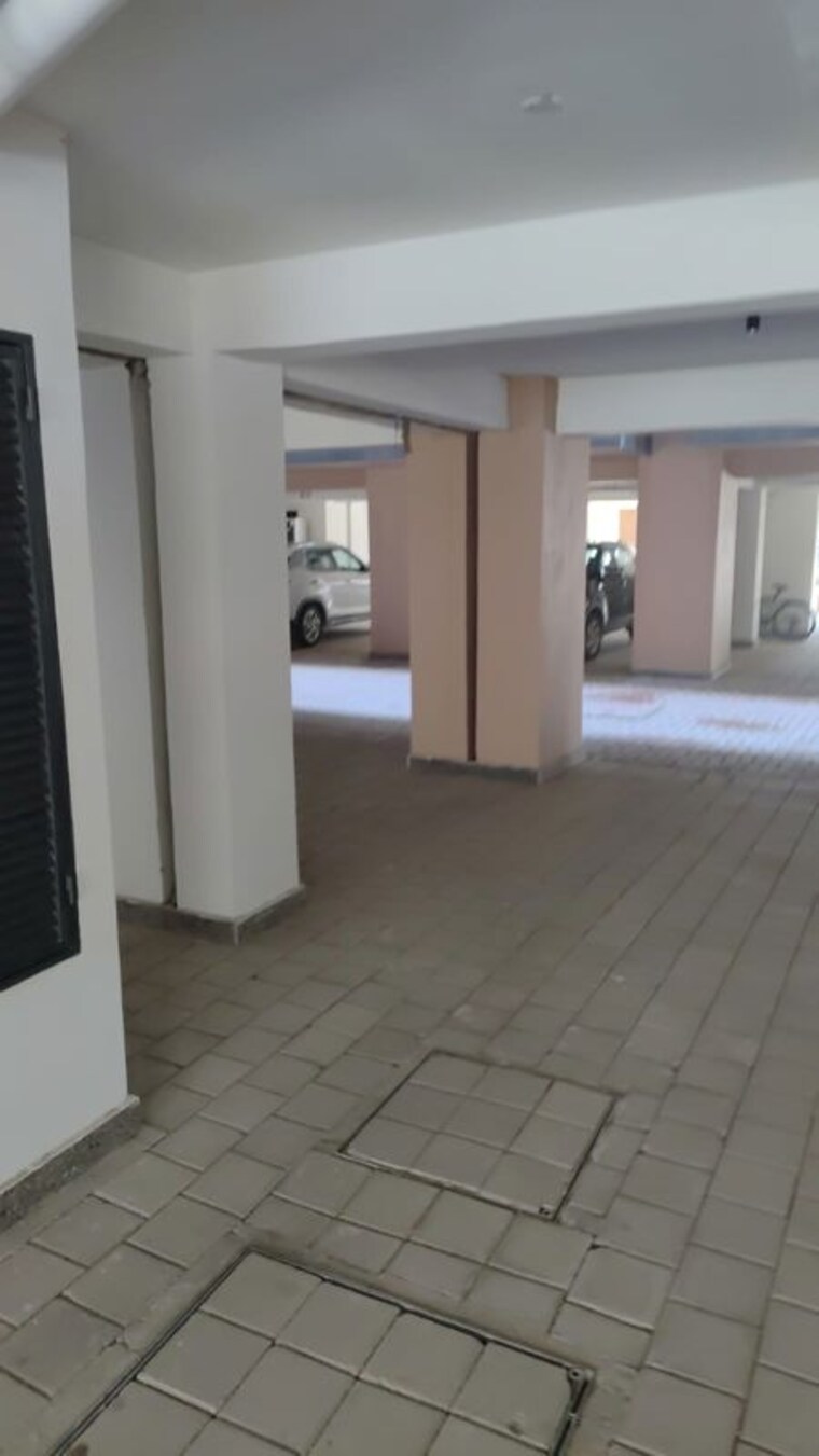 Room, sav-gulnaar-meadows 3 Bedroom 1800 Sq.Ft. Apartment In Ambala Highway Zirakpur 10361700