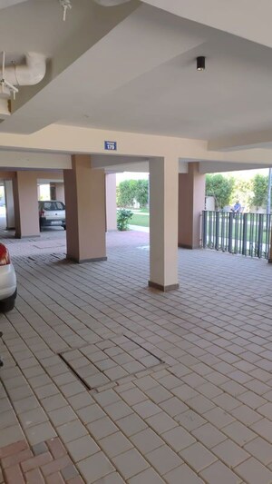 Room in 3 BHK Apartment at SAV Gulnaar Meadows, Ambala Highway – for Rent
