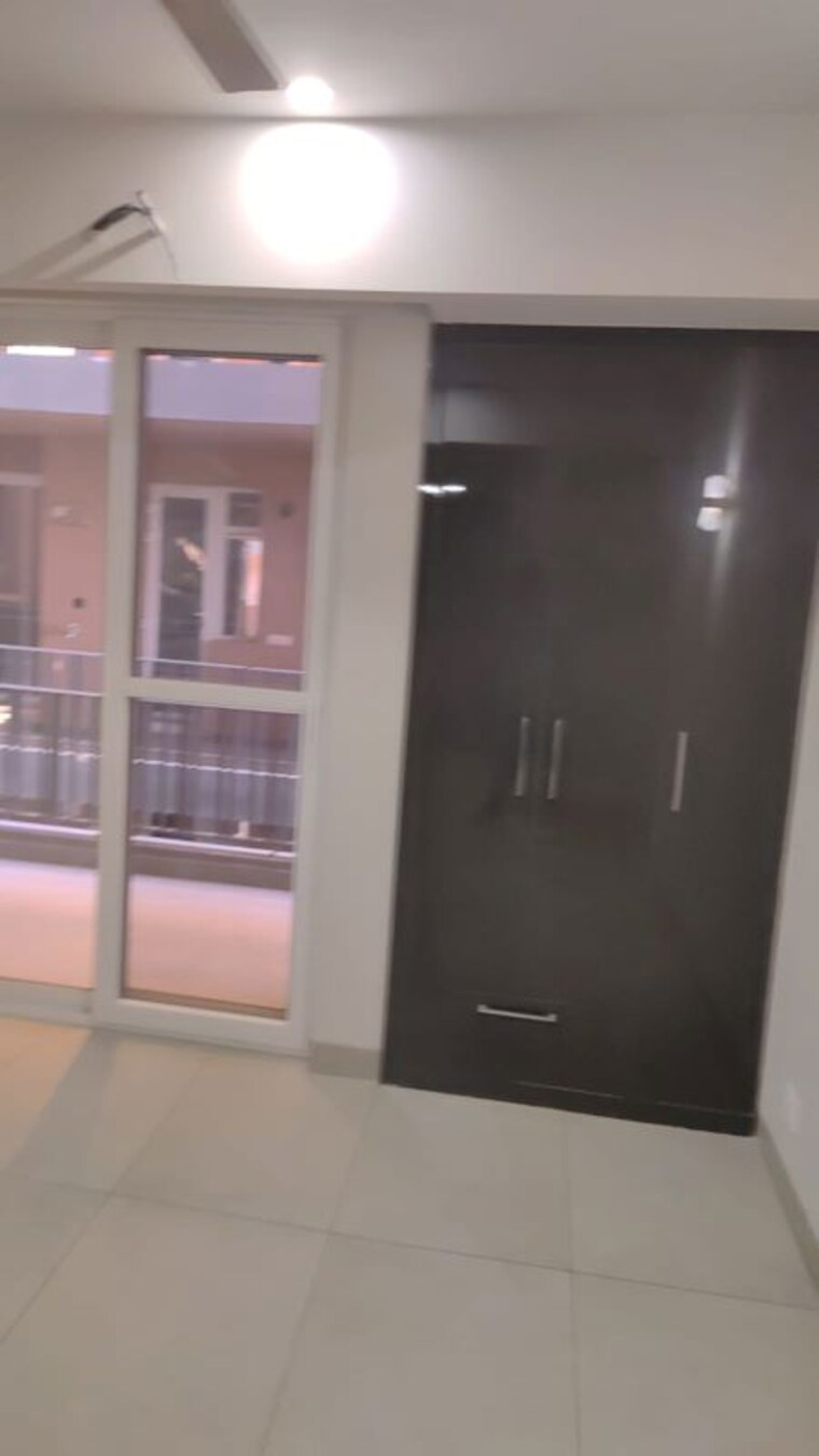 Room, sav-gulnaar-meadows 3 Bedroom 1800 Sq.Ft. Apartment In Ambala Highway Zirakpur 10361700