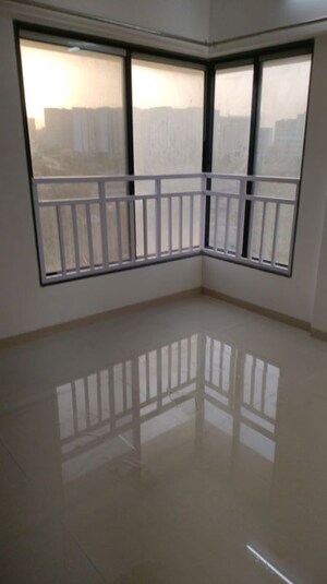 Room in 2 BHK Apartment at Crystal Armus, Chembur – for Rent