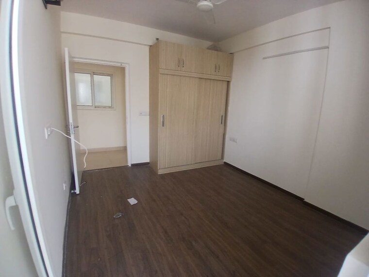Room, emaar-mgf-garden-terraces 3 Bedroom 1920 Sq.Ft. Apartment In Sector 66 Gurgaon 10361726
