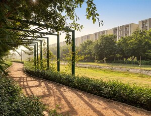  Plot – Garden View at Sector 7 Wave City - for Sale