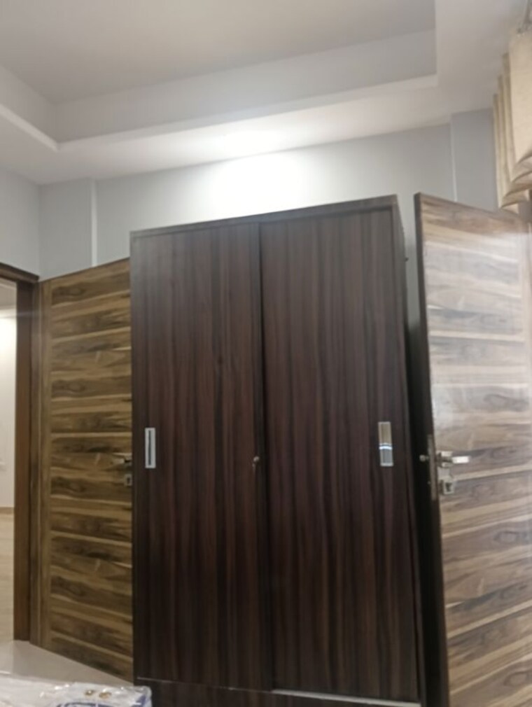 Bedroom, jalvayu vihar 3 Bedroom 1800 Sq.Ft. Builder Floor In Jalvayu Vihar Gurgaon 10361743