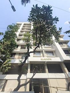 2 BHK + Extra Room Apartment For Sale in Samata Nagar