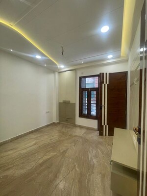 Room in 3 BHK Builder Floor at Prashant Vihar – for Sale