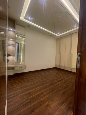 Room in 3 BHK Builder Floor at Prashant Vihar – for Sale