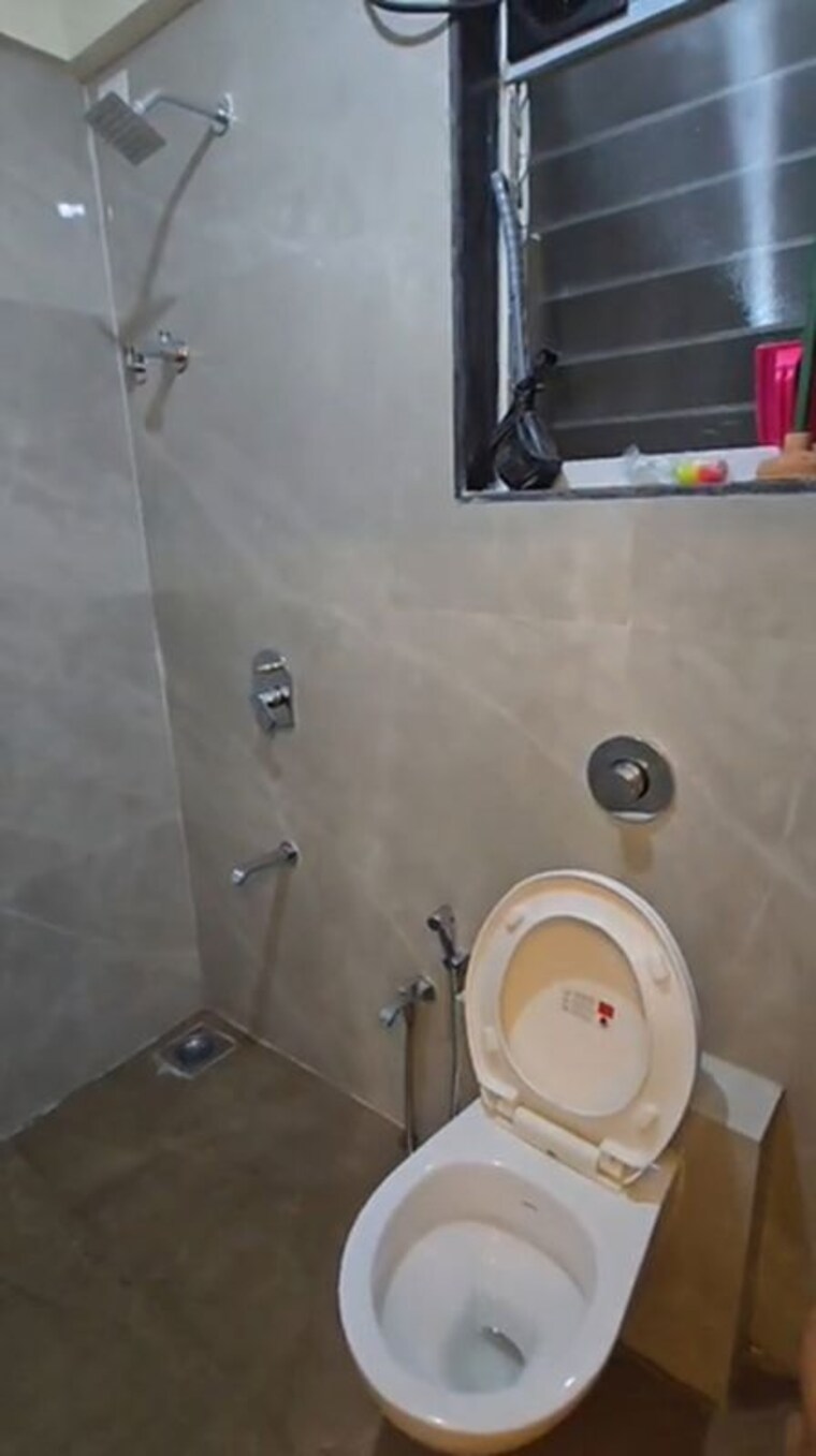 Bathroom, chembur 2.5 Bedroom 1040 Sq.Ft. Apartment In Chembur Mumbai 10361774