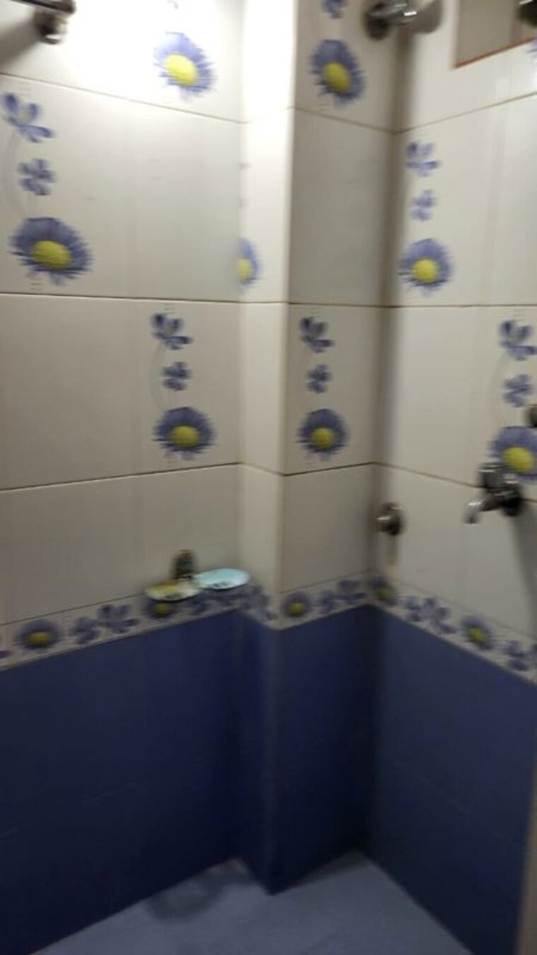 Bathroom, anant-niwas-parel 1 Bedroom 360 Sq.Ft. Apartment In Parel Mumbai 10361798
