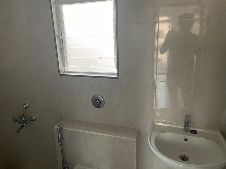 Bathroom, nirmiti-ragdari-apartments 3 Bedroom 125 Sq.Ft. Apartment In Aundh Pune 10361820