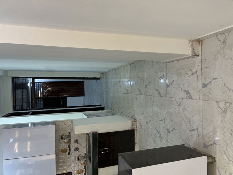 Kitchen, sector 73 3 Bedroom 1500 Sq.Ft. Builder Floor In Sector 73 Noida 10361809
