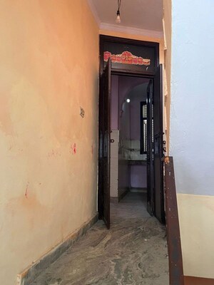 1 BHK Apartment – Entrance View at Beliaghata - for Rent