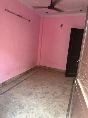 Room in 1 BHK Apartment at Beliaghata – for Rent