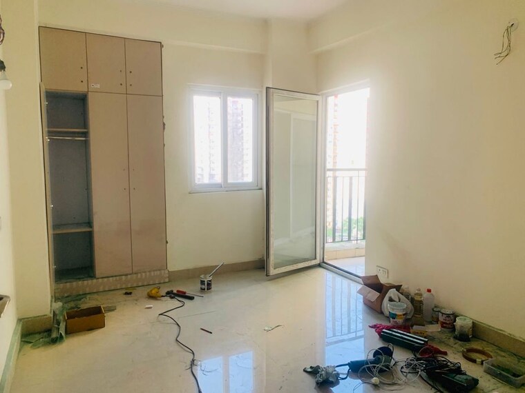 Room, amrapali-centurian-park-phase-ii 3.5 Bedroom 1700 Sq.Ft. Apartment In Tech Zone 4 Greater Noida Greater Noida 10361829