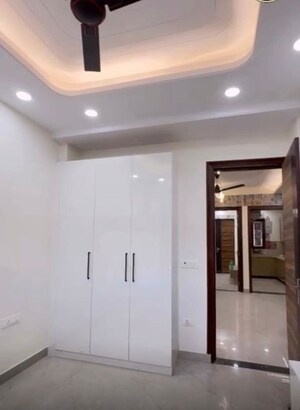Room in 3 BHK Builder Floor at RPS Palm Drive, Sector 88 – for Sale