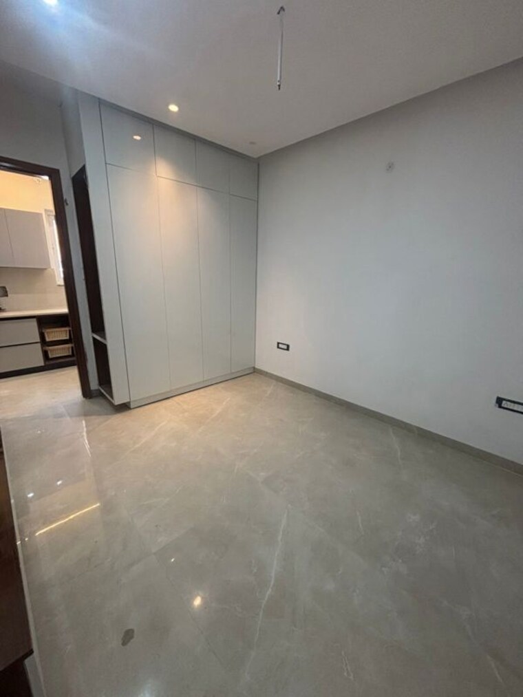 Room, panchkula urban estate 3 Bedroom 175 Sq.Yd. Builder Floor In Panchkula Urban Estate Panchkula 10361850