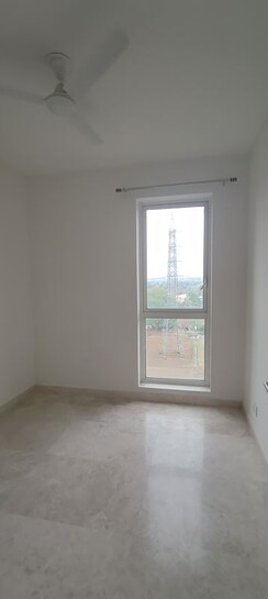 3.5 BHK + Pooja Room,Servant Room,Store Room Apartment For Rent in Ireo The Corridors