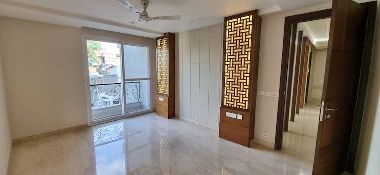 Room, lajpat nagar i 2 Bedroom 100 Sq.Yd. Builder Floor In Lajpat Nagar I Delhi 10361878
