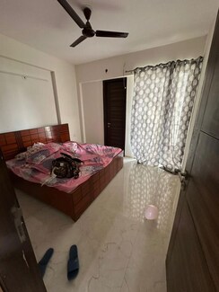 2.5 BHK + Basement Apartment For Rent in Smart World Gems
