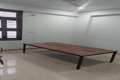 2 BHK + Store Room Apartment For Rent in Sealdah