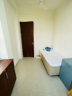 1 RkIndependent House For Rent in Omaxe NRI City Plots