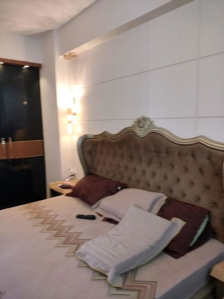 Bedroom, crossing-republik 2.5 Bedroom 1400 Sq.Ft. Apartment In Crossing Republic Ghaziabad 10361922