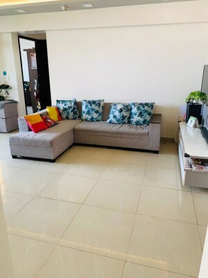 Furnished Amenities in 2 BHK Apartment at Amanora Future Towers, Hadapsar – for Rent