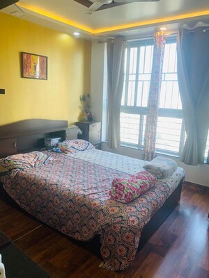 Bedroom in 2 BHK Apartment at Amanora Future Towers, Hadapsar – for Rent