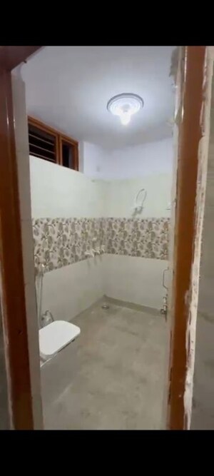 Bathroom in 2 BHK Builder Floor at Omicron Iii Greater Noida – for Rent