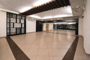  Showroom – Exterior View View at Naria - for Rent
