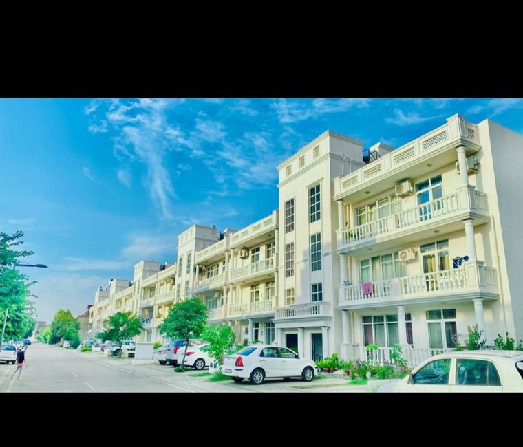 Exterior View, dlf-hyde-park 3.5 Bedroom 1880 Sq.Ft. Builder Floor In South Mullanpur Chandigarh 10361933
