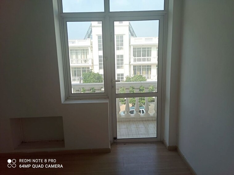 Room, dlf-hyde-park 3.5 Bedroom 1880 Sq.Ft. Builder Floor In South Mullanpur Chandigarh 10361933