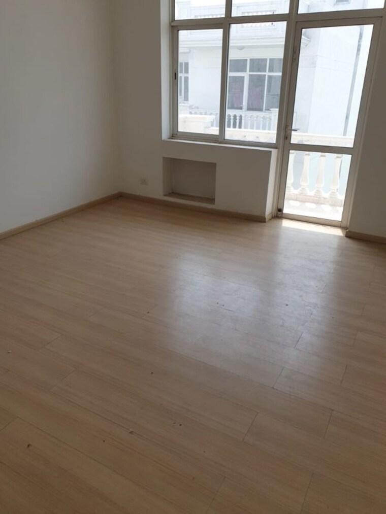 Room, dlf-hyde-park 3.5 Bedroom 1880 Sq.Ft. Builder Floor In South Mullanpur Chandigarh 10361933