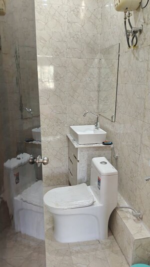 Bathroom in 3.5 BHK Builder Floor at Ardee City, Sector 52 – for Rent