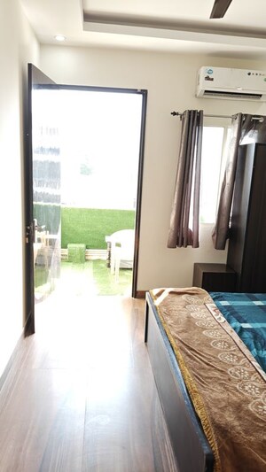 Bedroom in 3.5 BHK Builder Floor at Ardee City, Sector 52 – for Rent