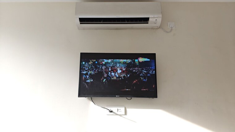 Other, ardee-city 3.5 Bedroom 2000 Sq.Ft. Builder Floor In Sector 52 Gurgaon 10361936