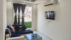 Living Room in 3.5 BHK Builder Floor at Ardee City, Sector 52 – for Rent
