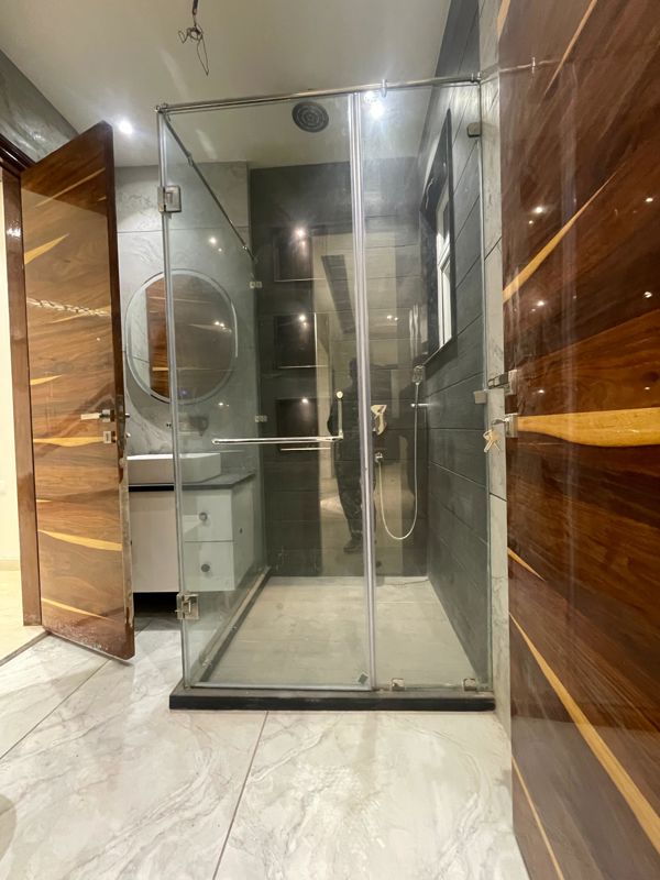 4 BHK + Store Room Builder Floor For Sale in Roop Nagar