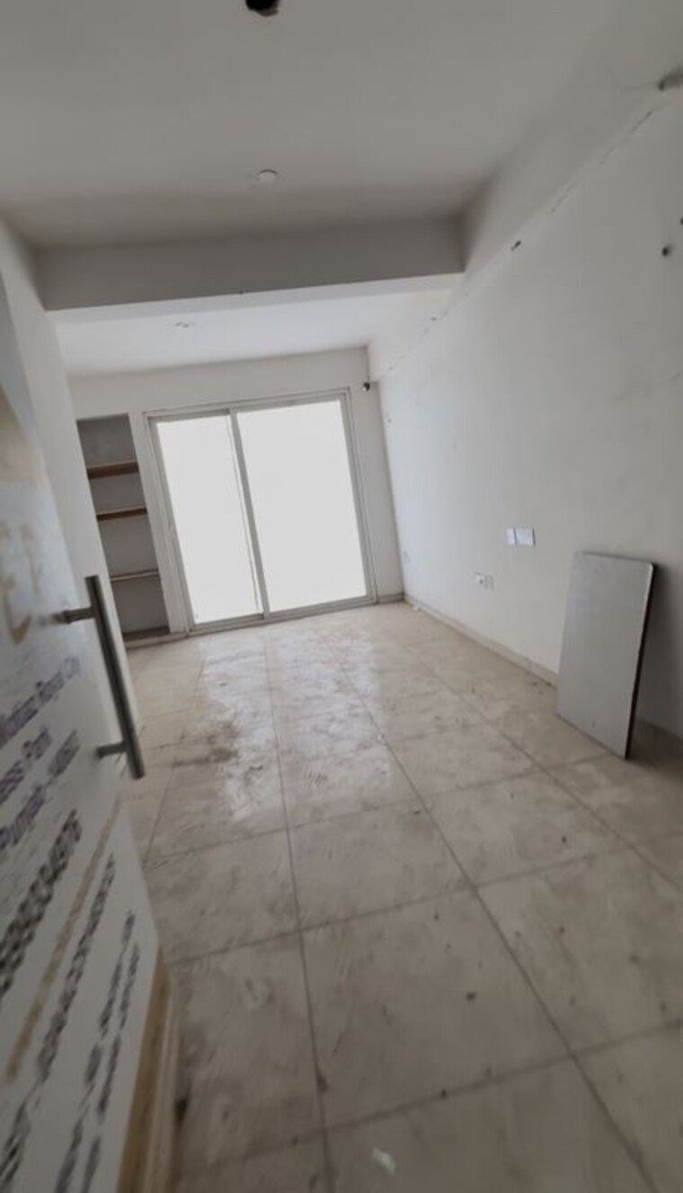 Room, motia-citi-royal-business-park Commercial Office Space 495 Sq.Ft. In Ambala Highway Zirakpur 10361955