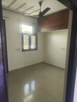 1.5 BHK + Pooja Room 900 Sq.Ft. Builder Floor in Sector 9A