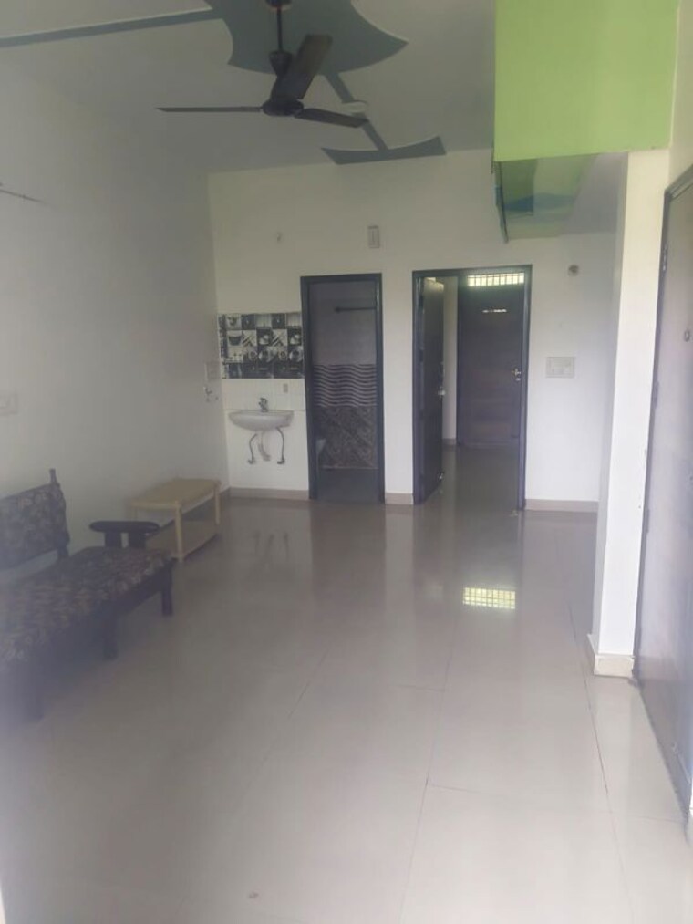 Living Room, sector 9a 1.5 Bedroom 900 Sq.Ft. Builder Floor In Sector 9a Gurgaon 10361962