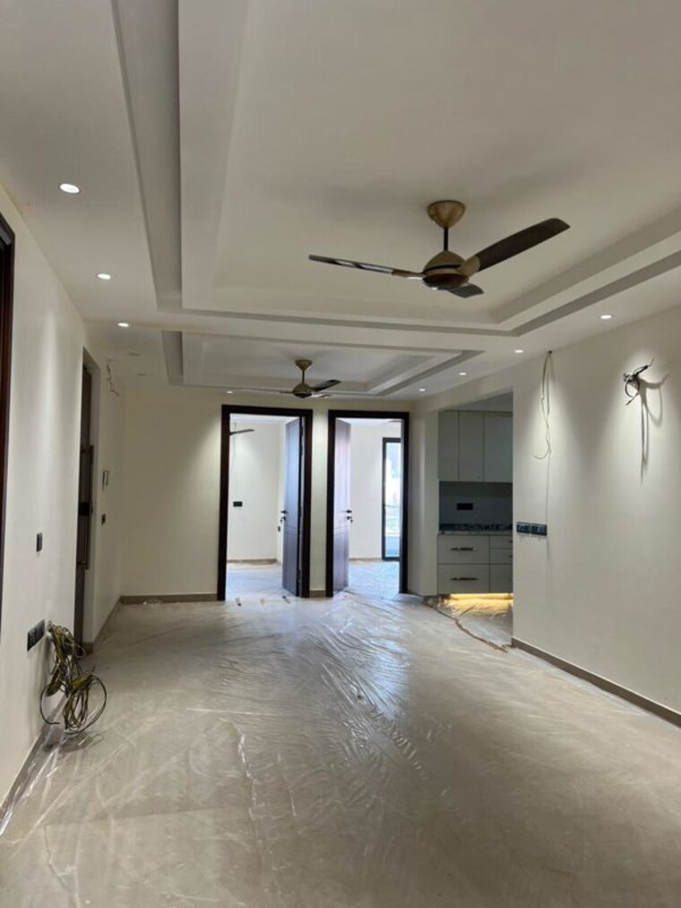 Room, roop nagar 4 Bedroom 290 Sq.Ft. Builder Floor In Roop Nagar Delhi 10361963