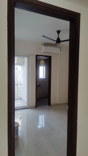 Building Lobby in 2.5 BHK Apartment at M3M Soulitude, Sector 89 – for Rent